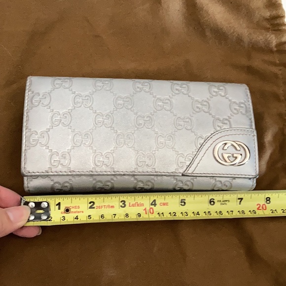 Authentic Gucci wallet - Picture 14 of 16